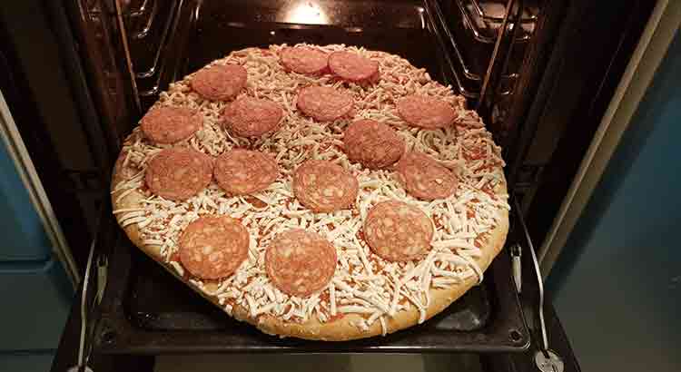 Do You Bake or Broil Frozen Pizza