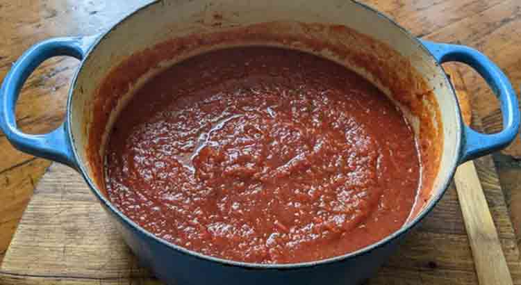 Should You Cook Pizza Sauce