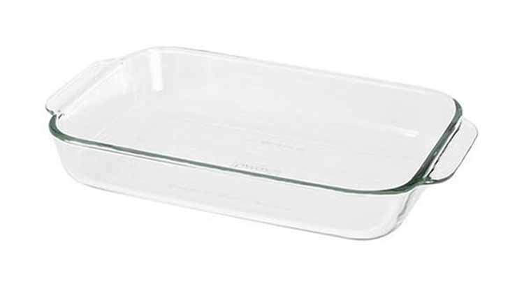 How to Clean a Glass Baking Dish